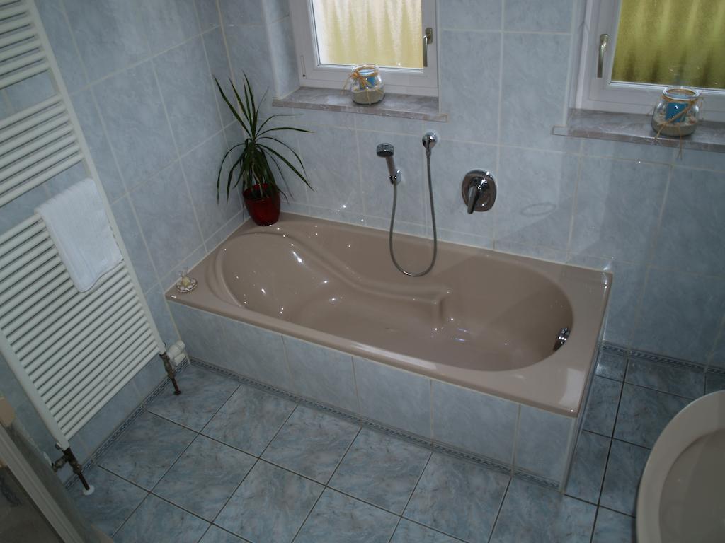 Ferienwohnung Beate 1 Ziemetshausen Quarto foto